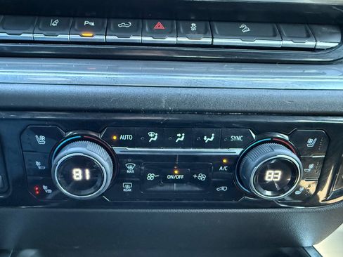 Used 2024 Chevrolet Silverado 3500 High Country w/ High Country Premium Package image 16