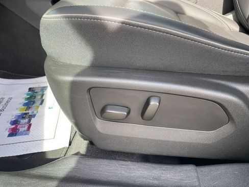 Used 2023 Buick Envision Essence FWD image 24
