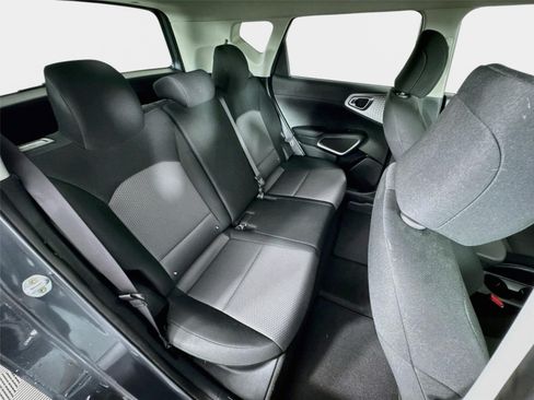 Used 2020 Kia Soul LX FWD image 24