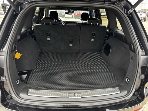 Used 2022 Jeep Grand Cherokee Overland image 32