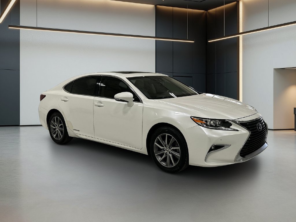 Used 2016 Lexus ES 300h w/ Luxury Package w/Wood Trim FWD image 8