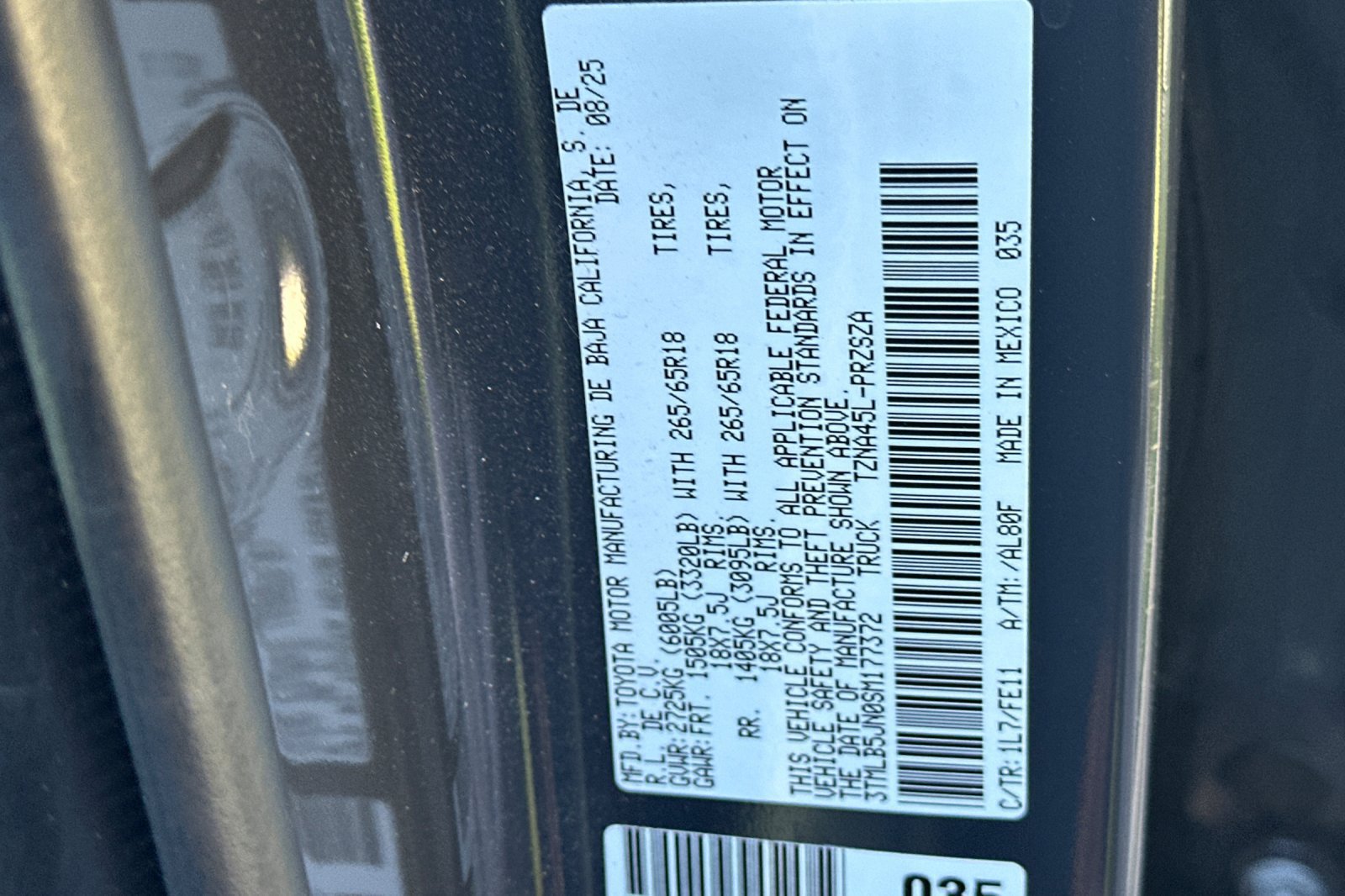 Used 2025 Toyota Tacoma TRD Sport AWD/4WD image 26