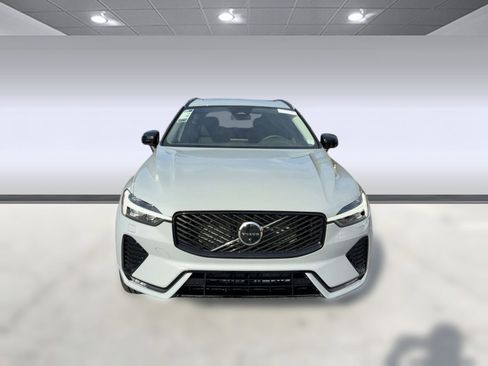 New 2026 Volvo XC60 B5 Plus w/ Climate Package image 6