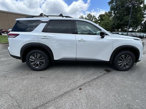 New 2026 Nissan Pathfinder SV FWD image 8