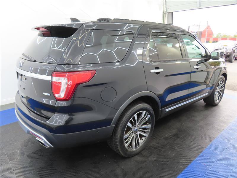 Used 2017 Ford Explorer Platinum AWD/4WD image 11