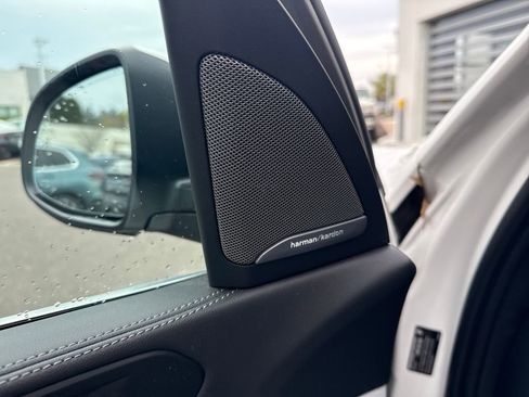 Certified 2024 BMW X5 xDrive40i w/ Premium Package image 12