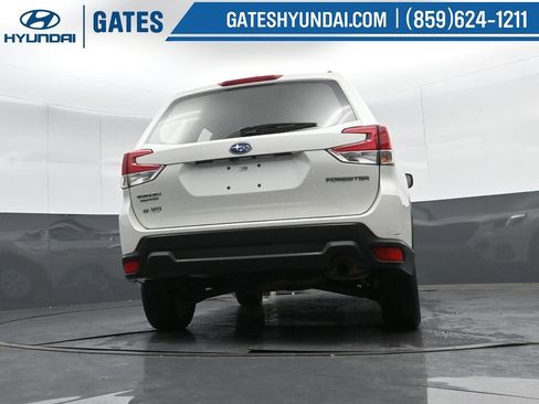 Used 2023 Subaru Forester image 39
