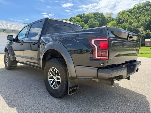Used 2018 Ford F150 Raptor w/ Equipment Group 802A Luxury AWD/4WD image 7