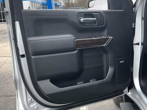 Used 2020 GMC Sierra 1500 Elevation w/ Elevation Value Package image 21