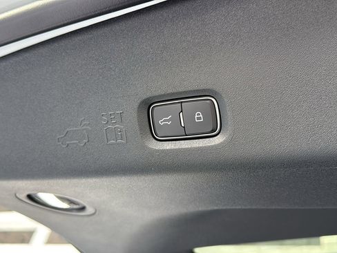 New 2026 Lincoln Navigator L Black Label image 17