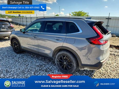 Used 2023 Honda CR-V Sport image 3