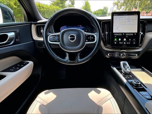 Used 2026 Volvo XC60 B5 Plus AWD/4WD image 7