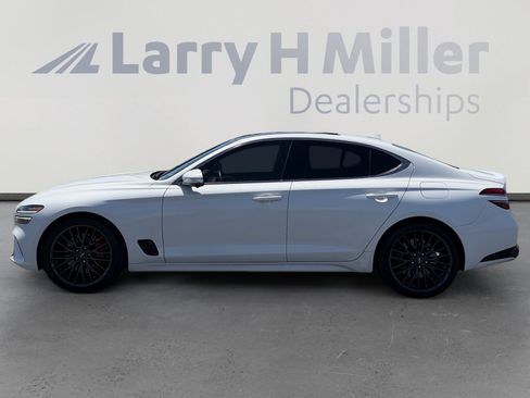 Used 2022 Genesis G70 3.3T Launch Edition RWD image 2