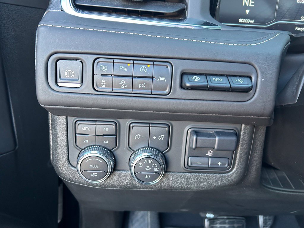 Used 2023 GMC Yukon Denali Ultimate AWD/4WD image 24