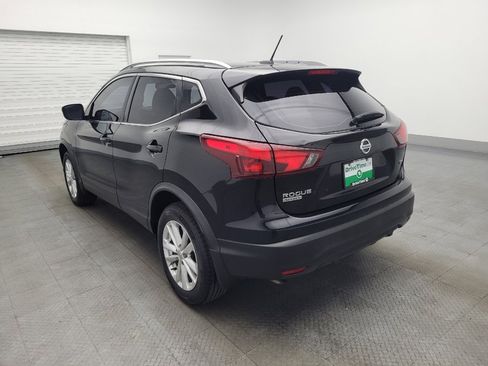 Used 2018 Nissan Rogue Sport SV image 5