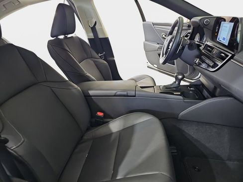 Certified 2025 Lexus ES 350 FWD image 10