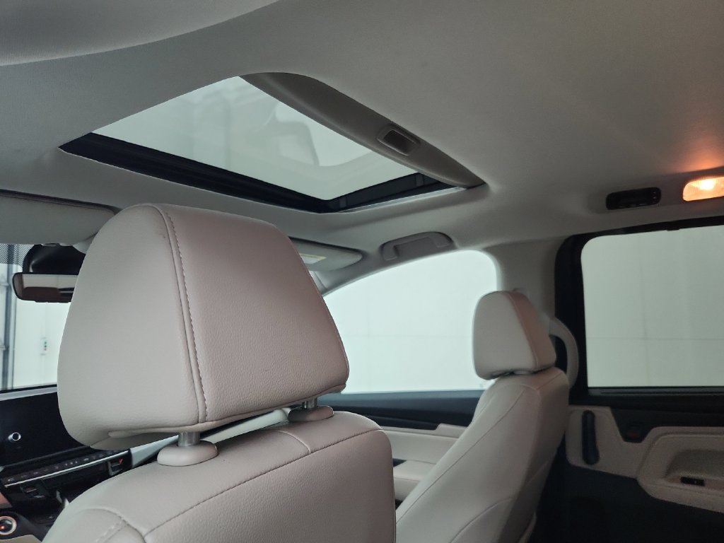 Used 2025 Honda Odyssey EX-L image 24