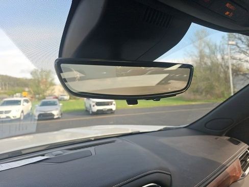 Used 2023 GMC Yukon Denali Ultimate image 19