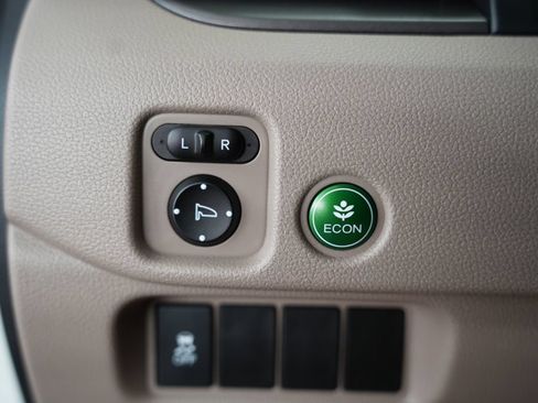 Used 2018 Honda Pilot EX-L image 50