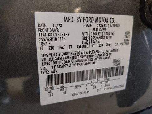 Used 2023 Ford Explorer XLT RWD image 33