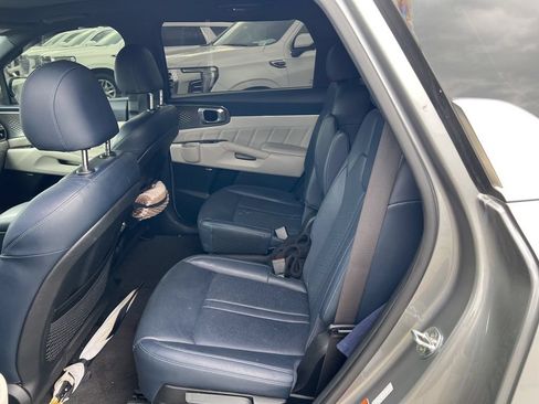 Used 2022 Kia Sorento SX Prestige w/ Panoramic Sunroof Package AWD/4WD image 6