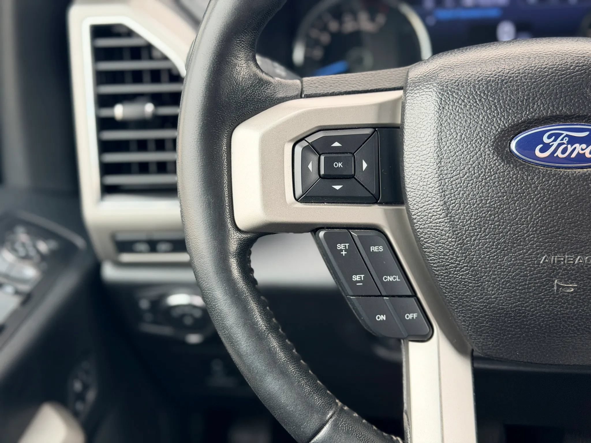Used 2017 Ford F150 Lariat AWD/4WD image 19