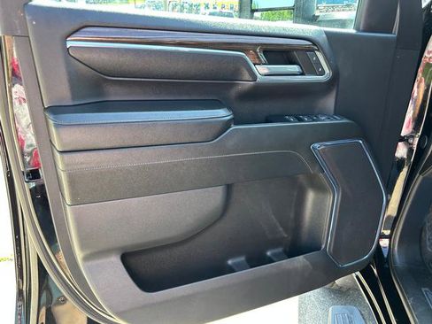 Used 2024 Chevrolet Silverado 2500 LT image 7