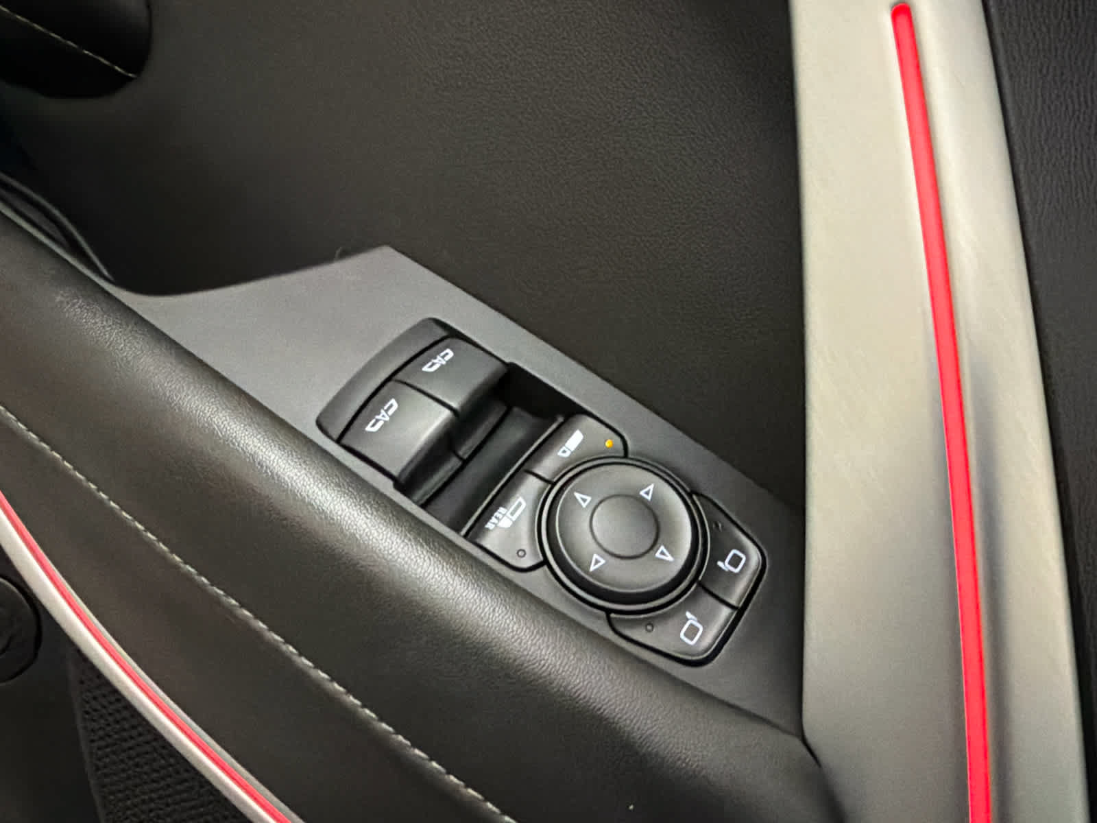 Used 2022 Chevrolet Camaro SS RWD image 22