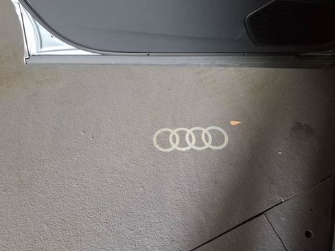 Used 2024 Audi Q8 Prestige w/ Prestige Package AWD/4WD image 22