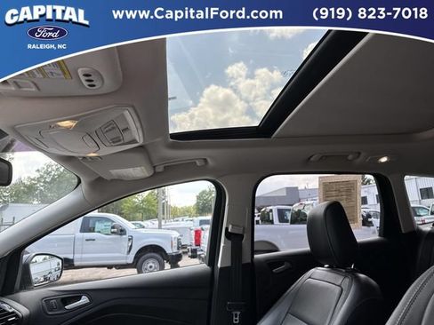 Used 2018 Ford Escape Titanium w/ Ford Safe & Smart Package FWD image 22