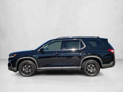 New 2025 Honda Pilot Touring image 5