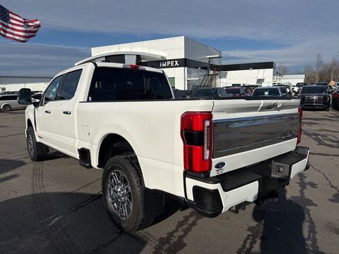 Used 2024 Ford F250 Limited image 3