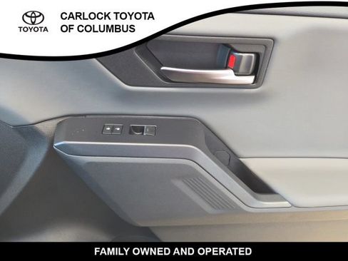 Used 2026 Toyota RAV4 XSE AWD/4WD image 19