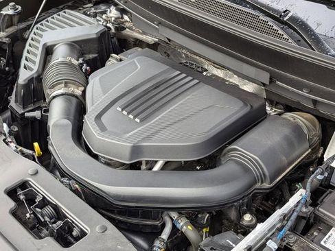 Used 2024 GMC Acadia Elevation image 44