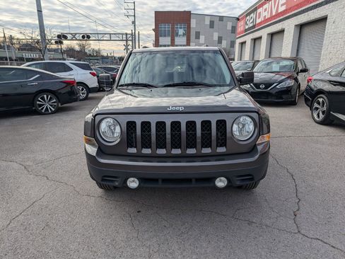 Used 2017 Jeep Patriot Sport w/ Power Value Group image 3