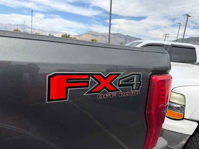 Used 2019 Ford F350 Platinum w/ Platinum Ultimate Package AWD/4WD image 18