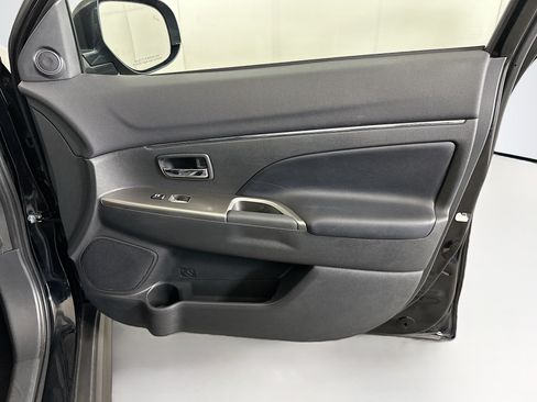 Used 2024 Mitsubishi Outlander Sport AWD image 30