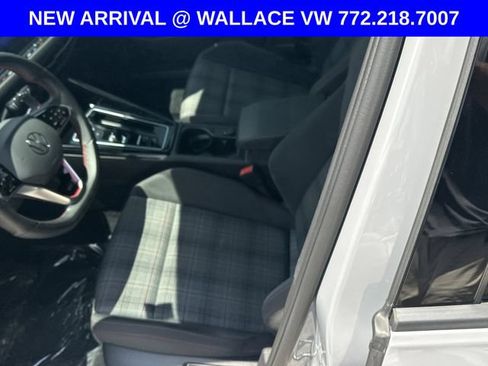 Used 2024 Volkswagen GTI SE FWD image 16