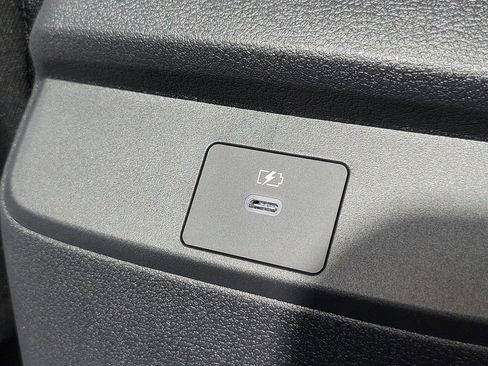 New 2026 Nissan Sentra SR w/ Floor Mat Package FWD image 14