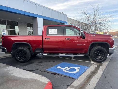 Used 2022 Chevrolet Silverado 3500 LTZ w/ LTZ Plus Package image 8