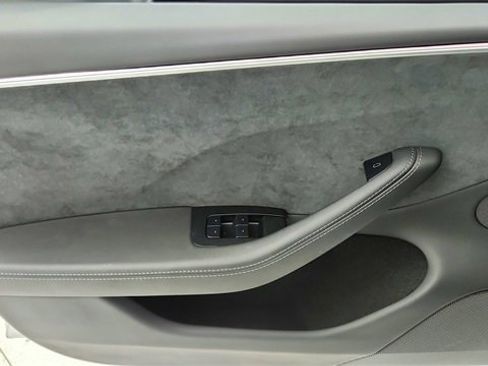 Used 2024 Tesla Model 3 Long Range image 33