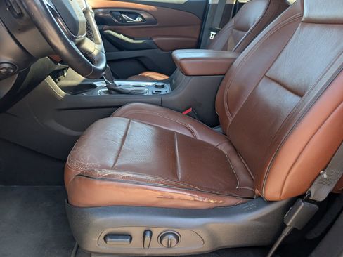 Used 2018 Chevrolet Traverse High Country AWD/4WD image 7