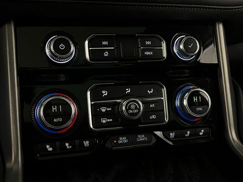 Used 2024 GMC Yukon Denali image 18
