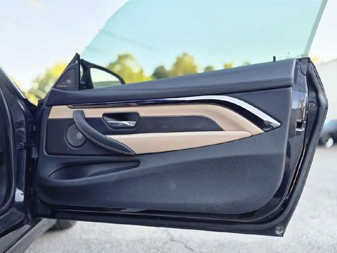 Used 2018 BMW M4 Coupe image 22