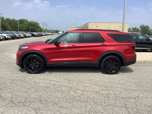 Used 2021 Ford Explorer ST w/ Equipment Group 401A AWD/4WD image 2