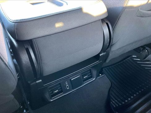 Used 2024 GMC Sierra 1500 Elevation w/ LPO, Elevation Black Package image 33