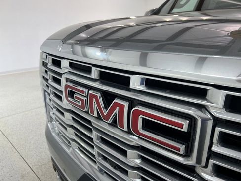 Used 2025 GMC Yukon Denali AWD/4WD image 29