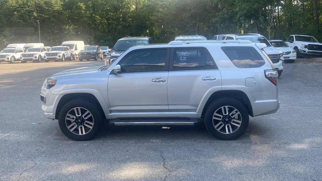Used 2015 Toyota 4Runner Limited AWD/4WD image 8