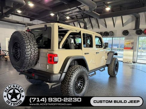 Used 2022 Jeep Wrangler Unlimited Rubicon 4xe w/ Steel Bumper Group AWD/4WD image 40