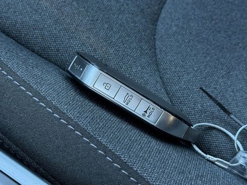 Used 2025 Kia K4 LXS image 21